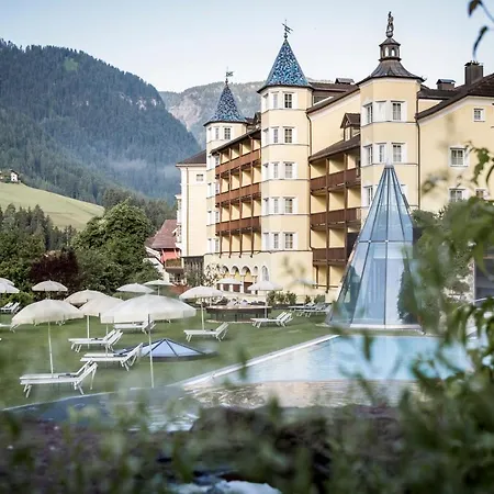 Adler Dolomiti Resort 5*